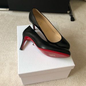Christian Louboutin Round toe leather pumps